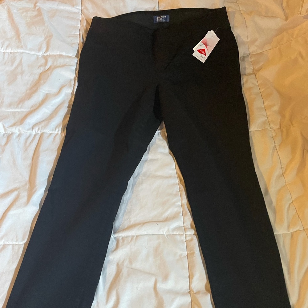 NWT Black Old Navy Rockstar Jeans - Size 18